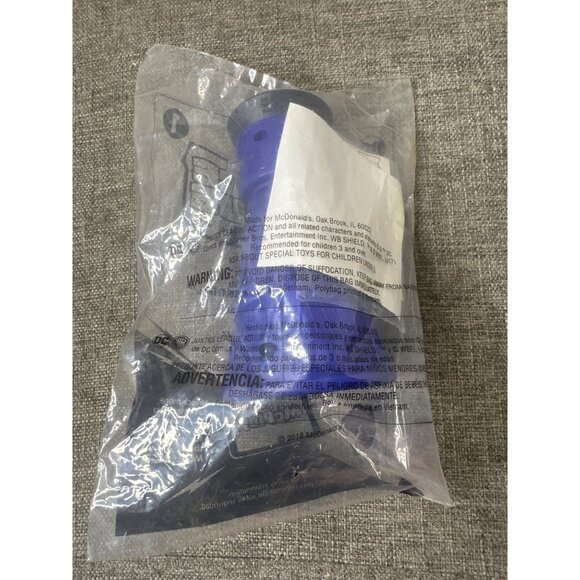 Justice League Action Superman/Supergirl Light-Up Megaphone Toy - Picture 2 of 3